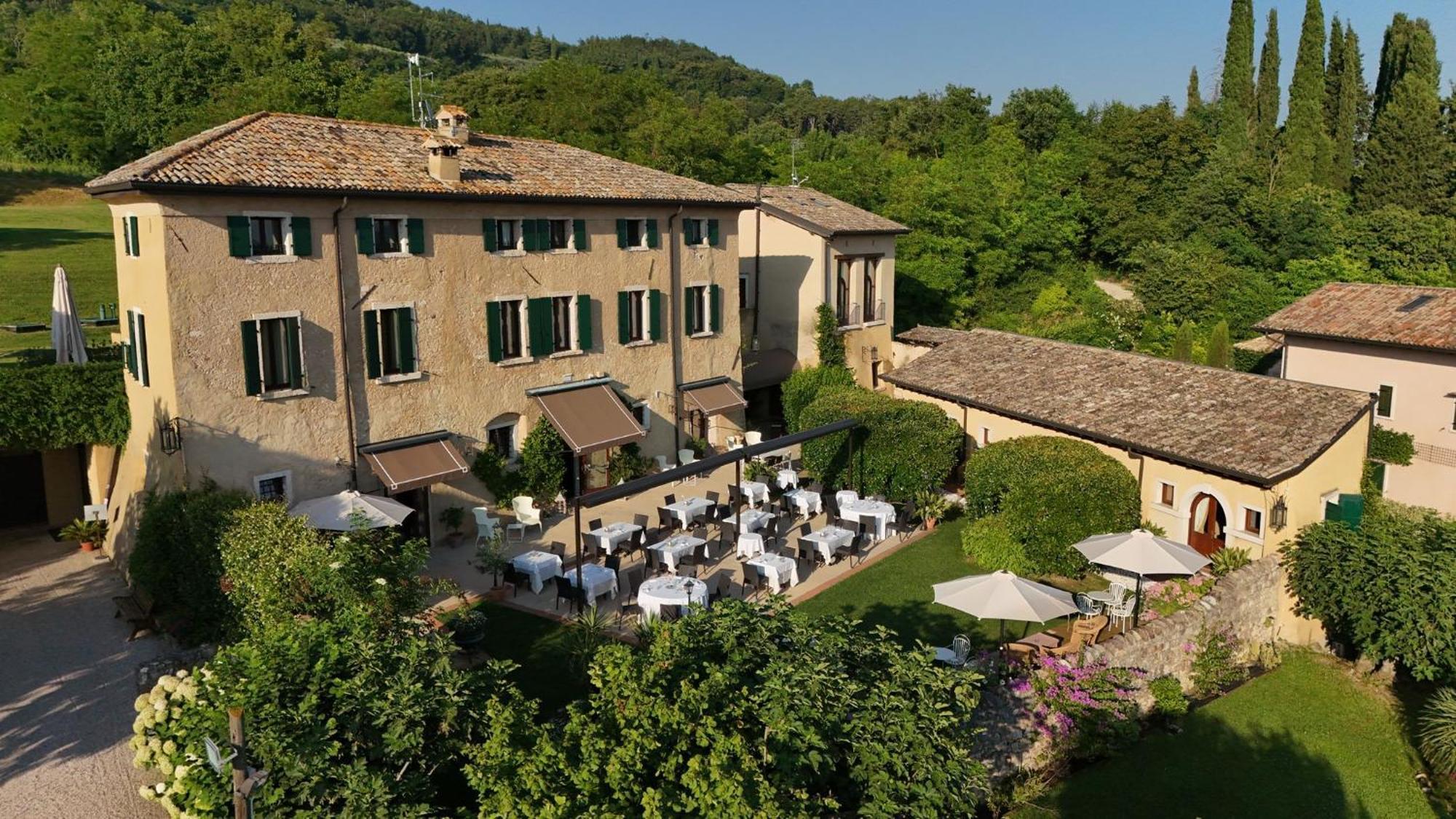 Resort Locanda San Verolo Boutique Hotel Костермано Экстерьер фото