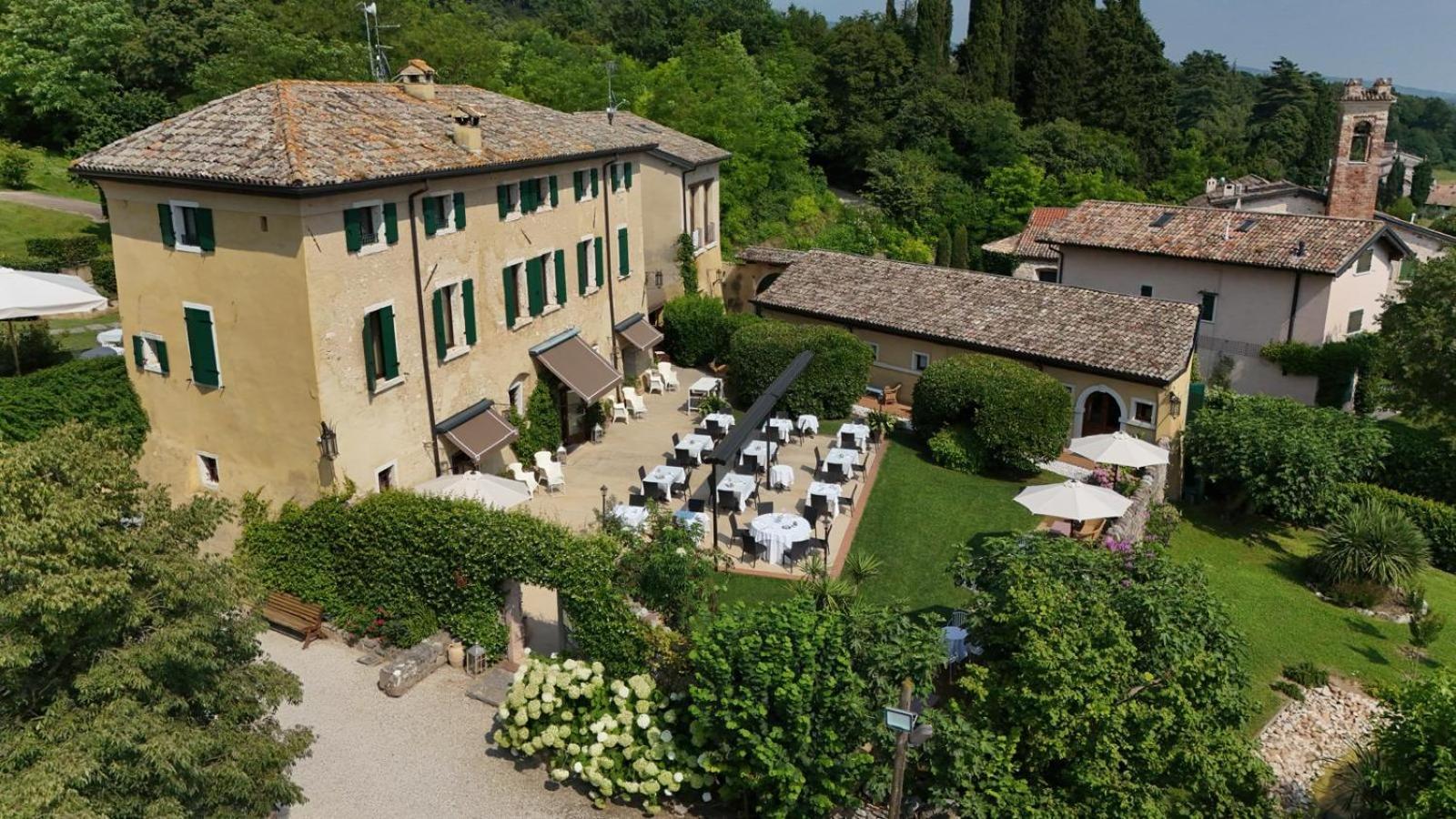 Resort Locanda San Verolo Boutique Hotel Костермано Экстерьер фото