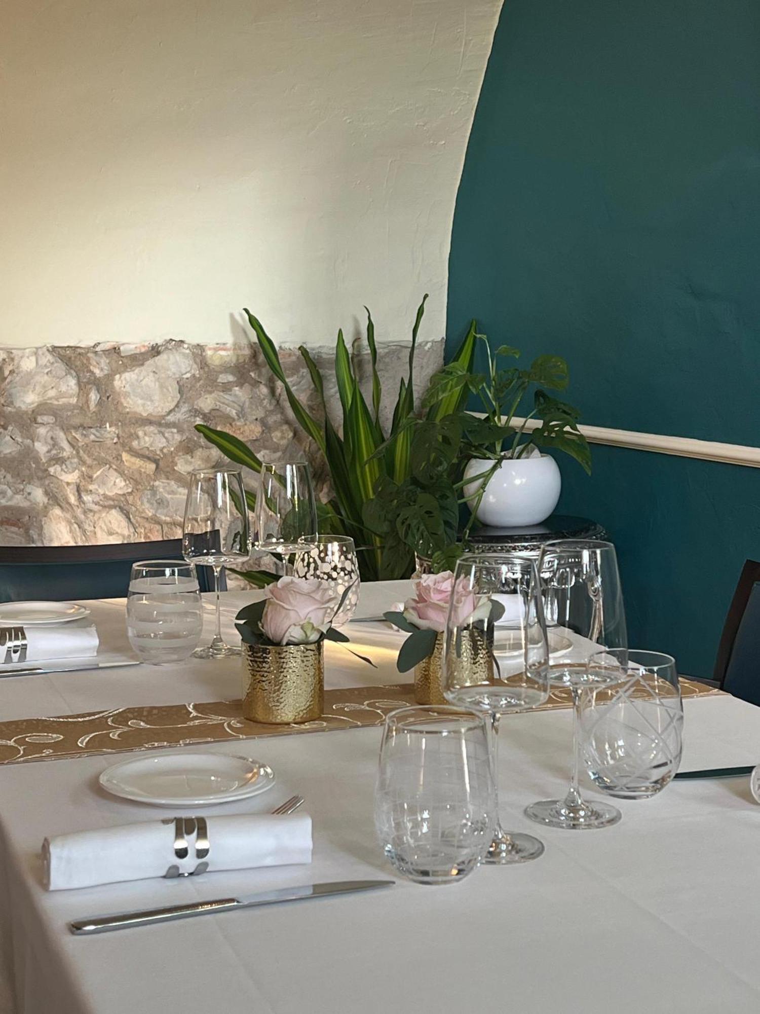 Resort Locanda San Verolo Boutique Hotel Костермано Экстерьер фото